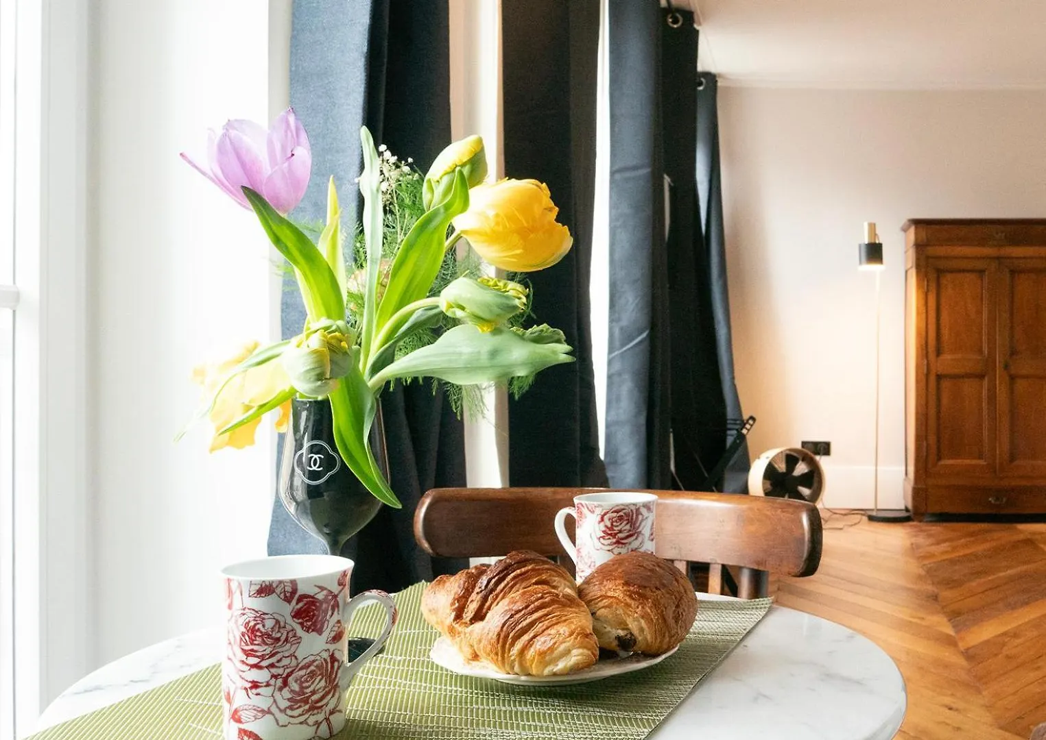 Homestay Studio Independant Jardin Du Luxembourg Apartment Paris