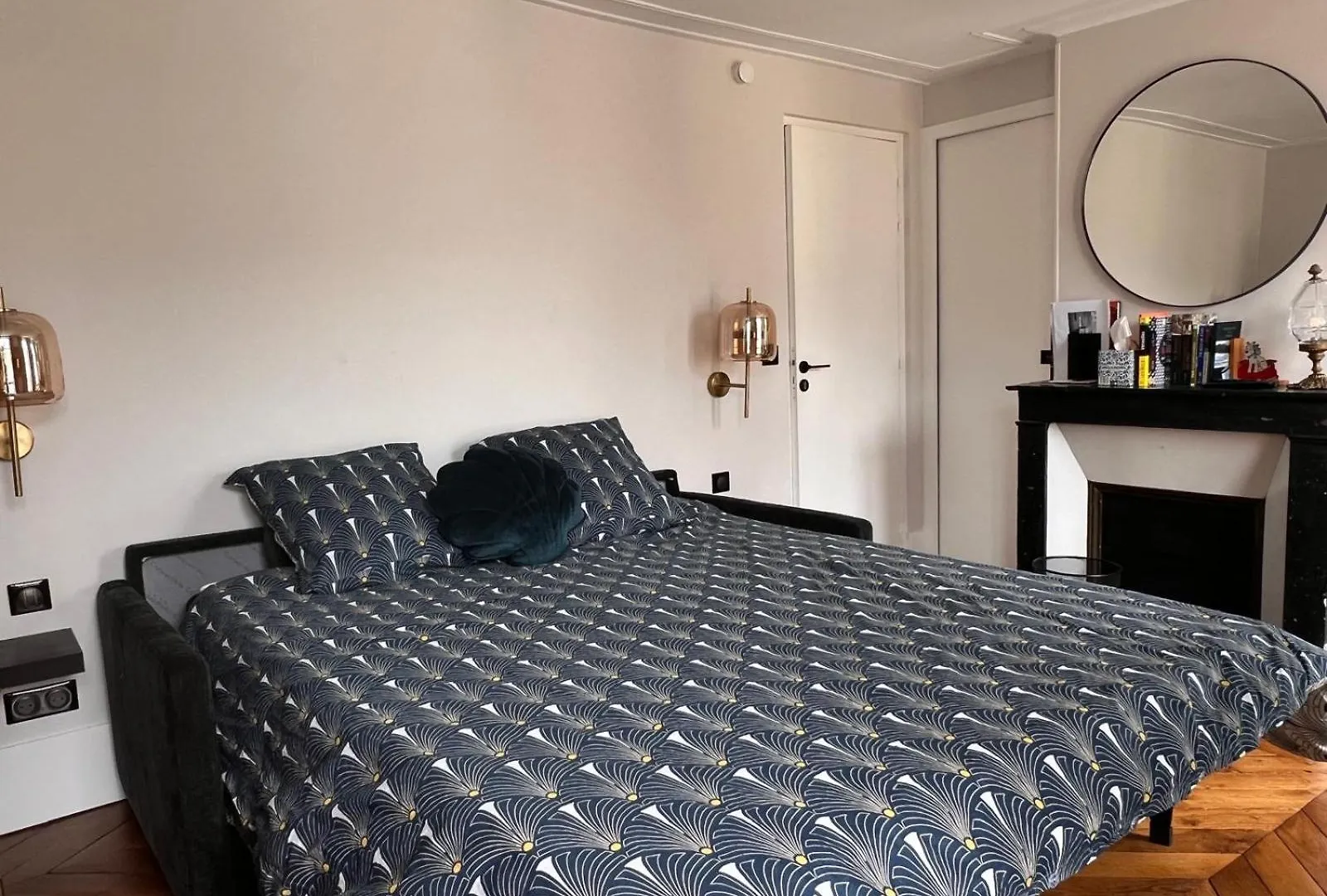 Homestay Studio Independant Jardin Du Luxembourg Apartment Paris France